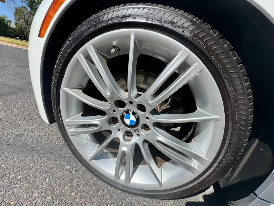 2010 BMW E93 3 Series Convertible - Image 9 of 12