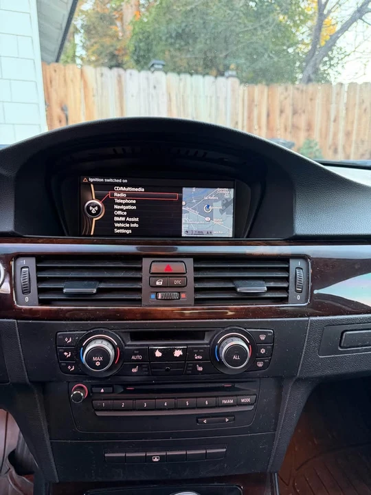 2010 BMW E90 3 Series Sedan - Image 8 of 15