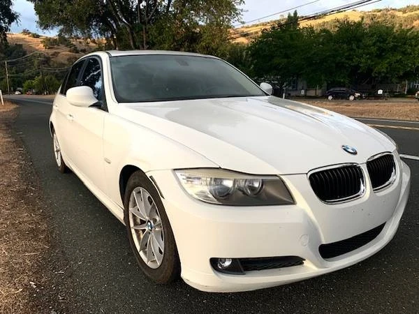 2010 BMW E90 3 Series Sedan - Image 3 of 11
