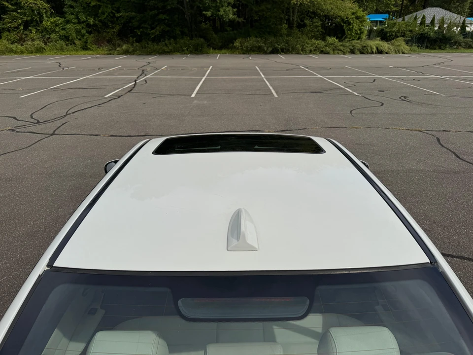 2010 BMW E90 3 Series Sedan - Image 29 of 31