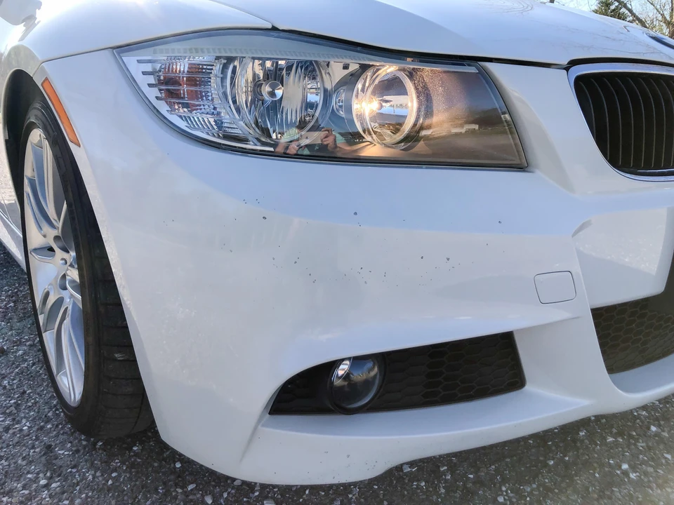 2010 BMW E90 3 Series Sedan - Image 13 of 31