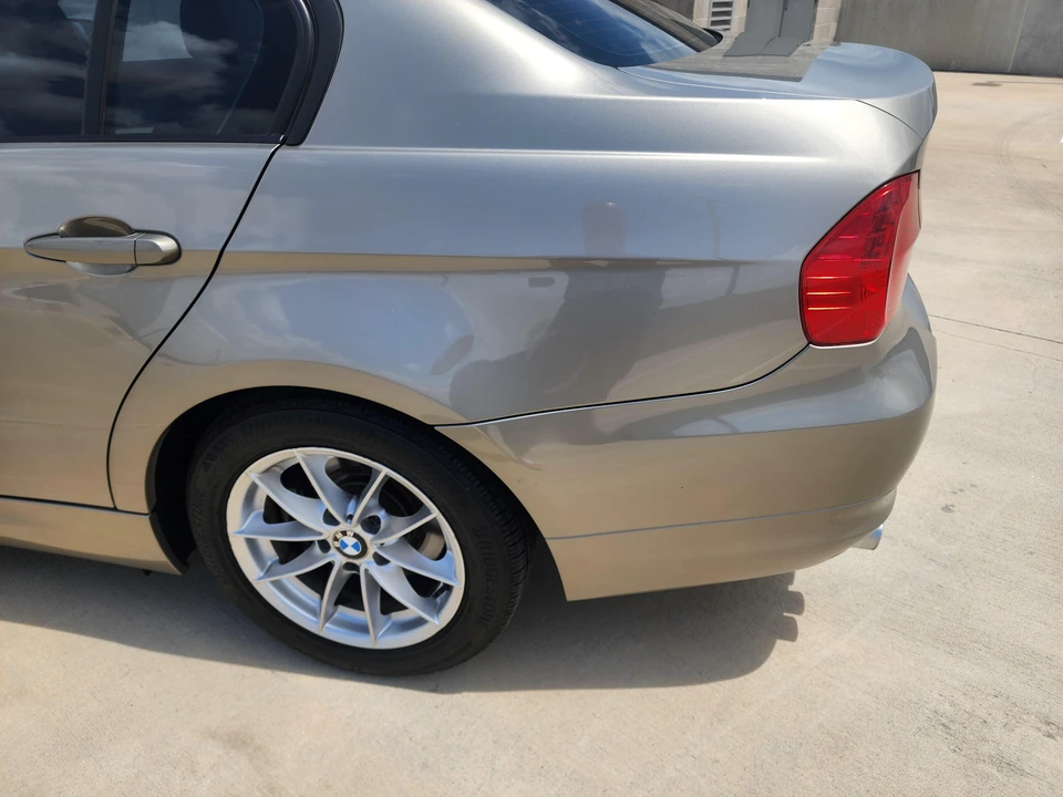2010 BMW E90 3 Series Sedan - Image 31 of 31