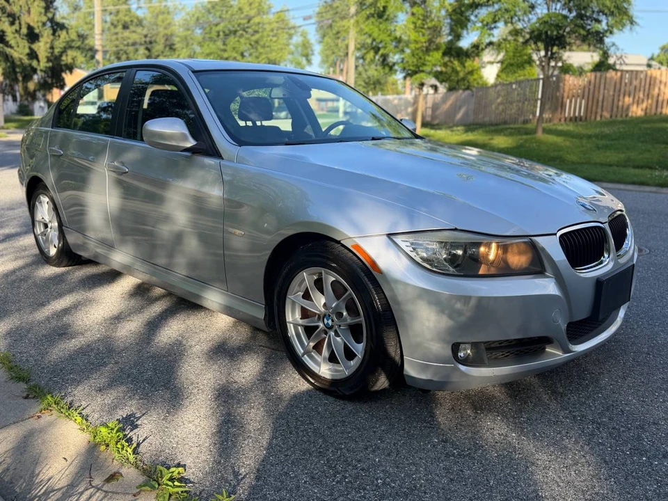 2010 BMW E90 3 Series Sedan - Image 2 of 24