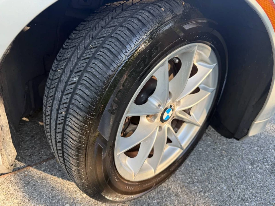 2010 BMW E90 3 Series Sedan - Image 24 of 24