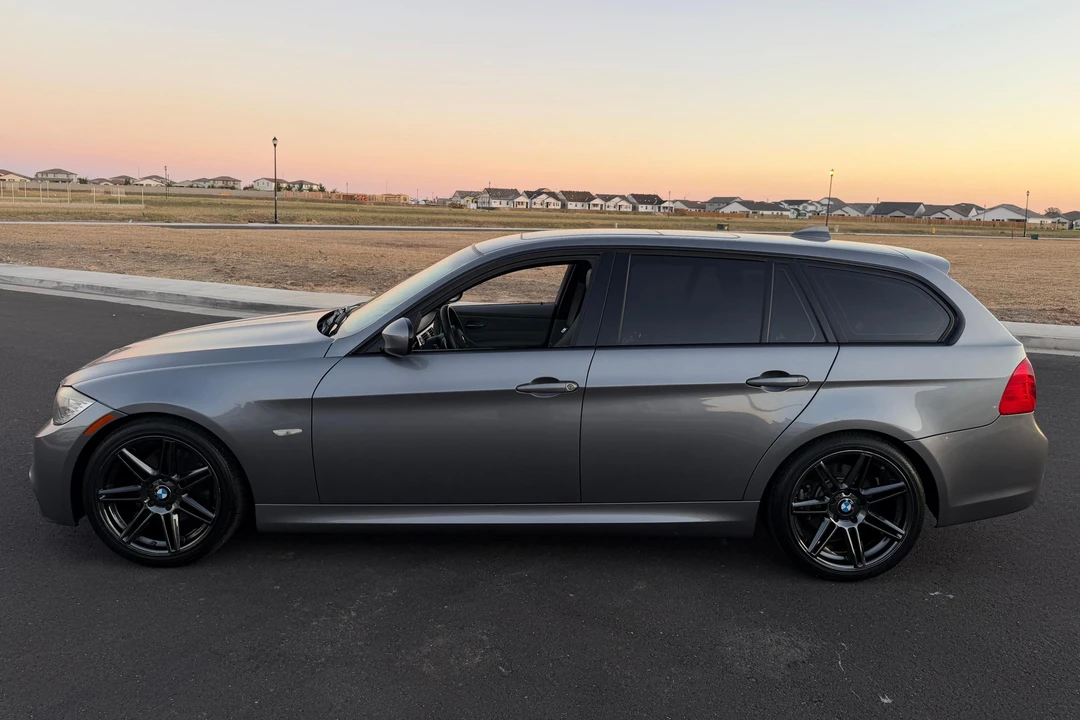 2010 BMW E91 3 Series Touring - Image 3 of 31