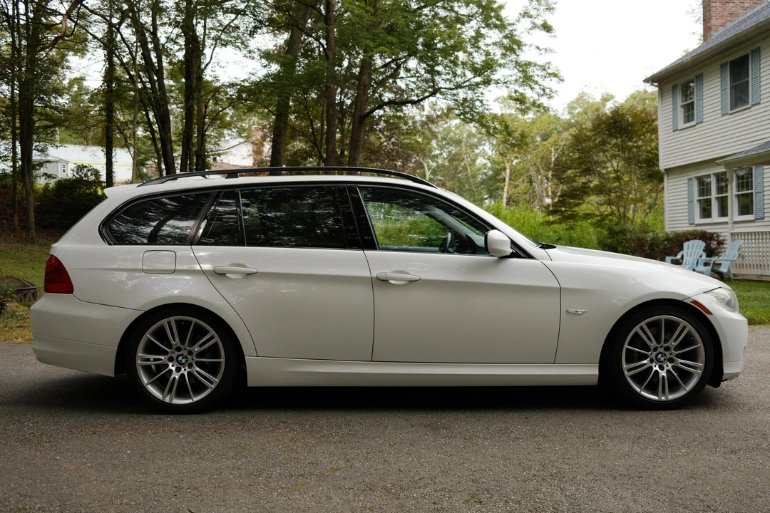 2010 BMW E91 3 Series Touring - Image 3 of 5