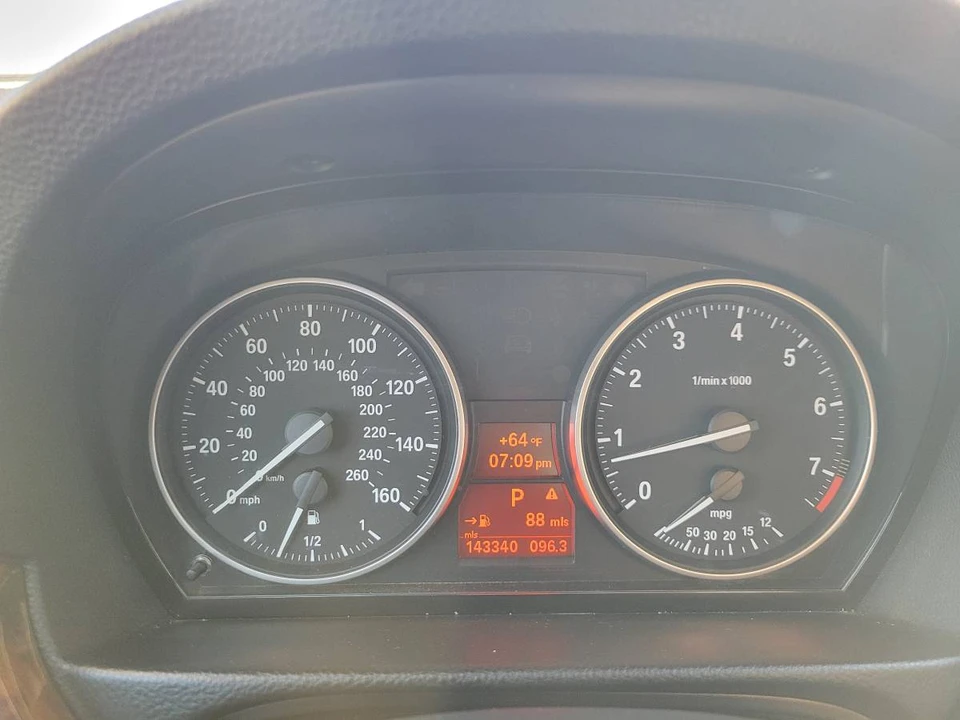 2010 BMW E90 3 Series Sedan - Image 11 of 11