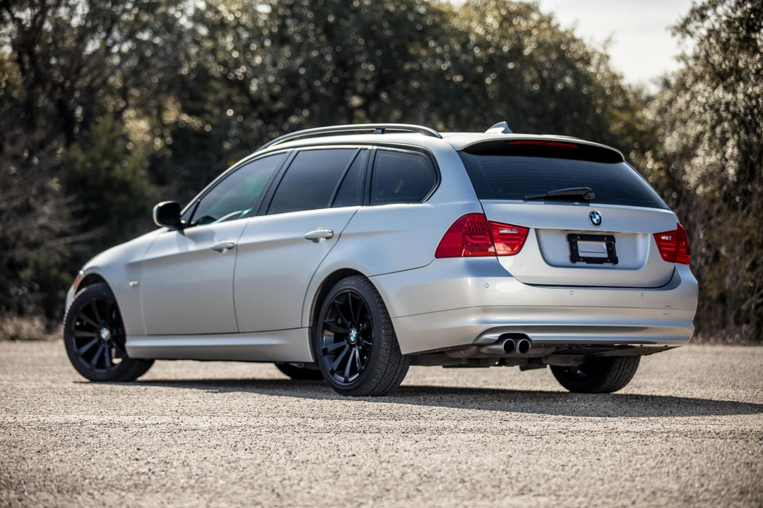 2010 BMW E91 3 Series Touring - Image 3 of 31