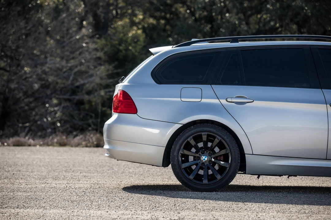 2010 BMW E91 3 Series Touring - Image 14 of 31