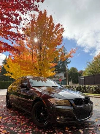 2010 BMW E90 3 Series Sedan - Image 2 of 9