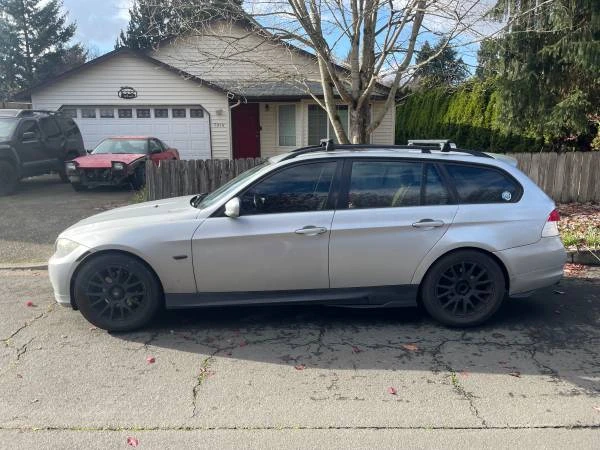 2010 BMW E90 3 Series Sedan - Image 2 of 7