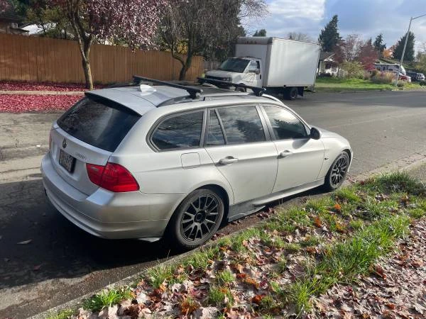 2010 BMW E90 3 Series Sedan - Image 3 of 7
