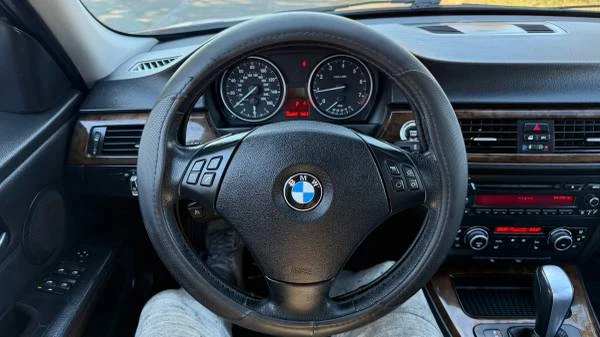 2010 BMW E90 3 Series Sedan - Image 20 of 21