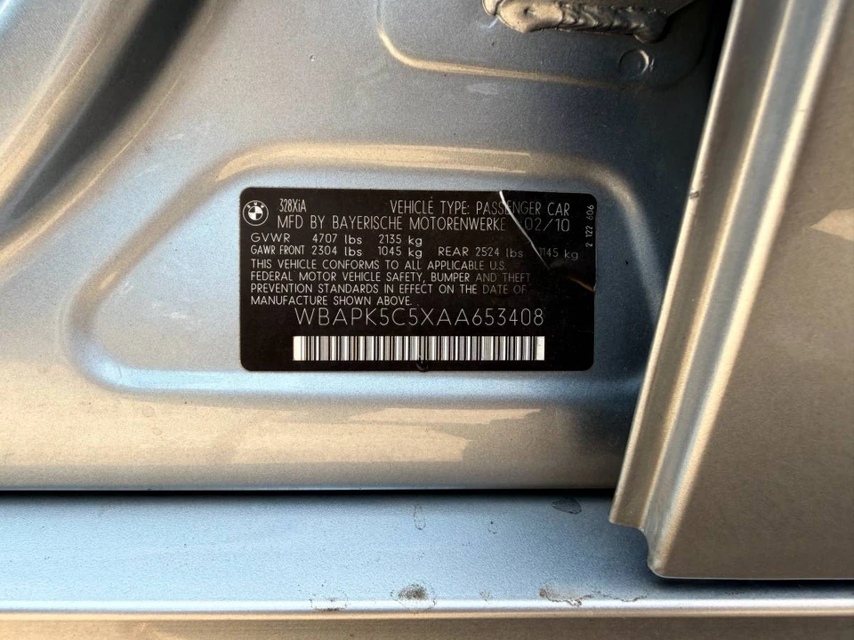 2010 BMW E90 3 Series Sedan - Image 11 of 20