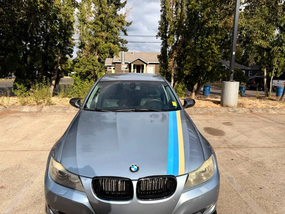 2010 BMW E90 3 Series Sedan - Image 9 of 20