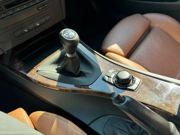 2010 BMW E90 3 Series Sedan - Image 15 of 21