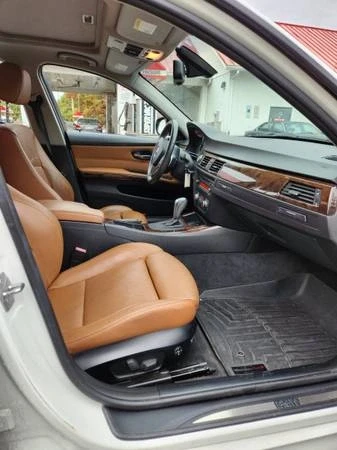 2010 BMW E90 3 Series Sedan - Image 6 of 8