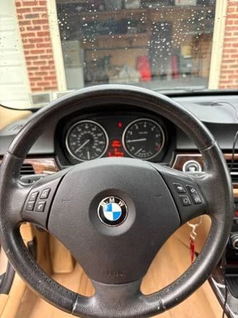 2010 BMW E90 3 Series Sedan - Image 11 of 21