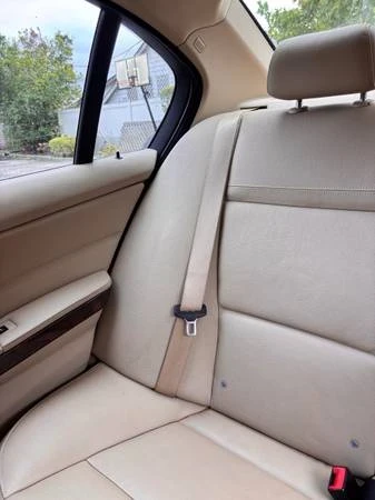 2010 BMW E90 3 Series Sedan - Image 19 of 21