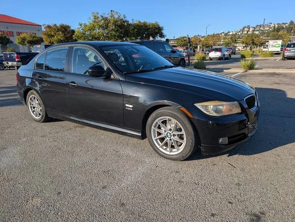 2010 BMW E90 3 Series Sedan - Image 5 of 20