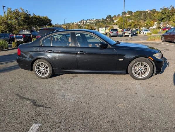 2010 BMW E90 3 Series Sedan - Image 10 of 20