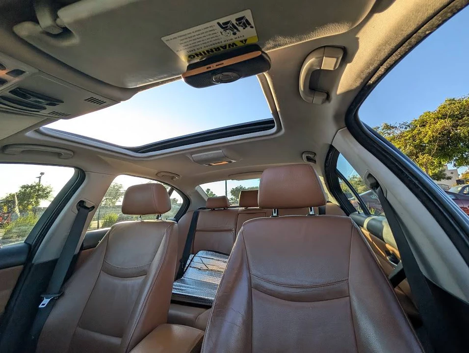 2010 BMW E90 3 Series Sedan - Image 13 of 18