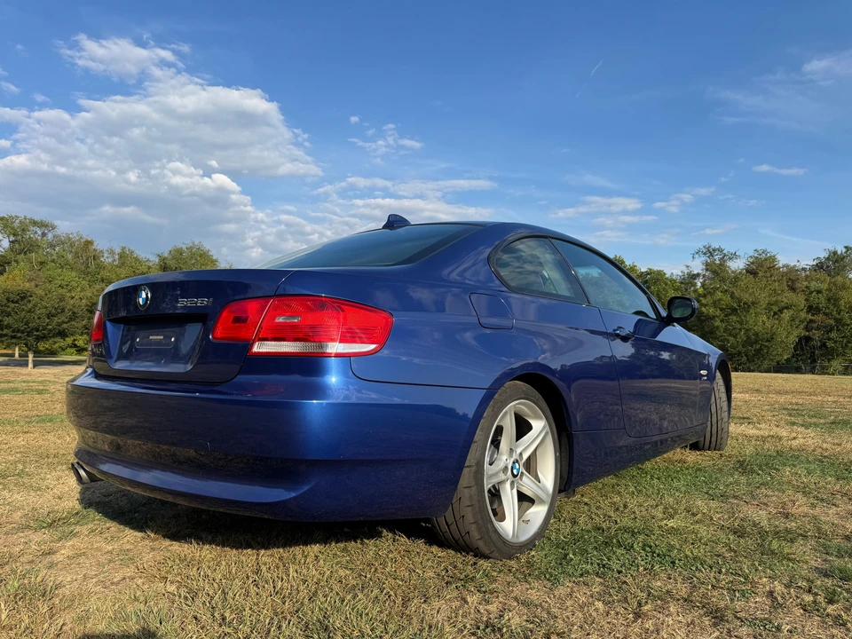 2010 BMW E92 3 Series Coupe - Image 11 of 31