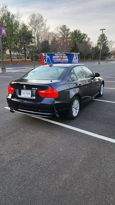 2010 BMW E90 3 Series Sedan - Image 7 of 31