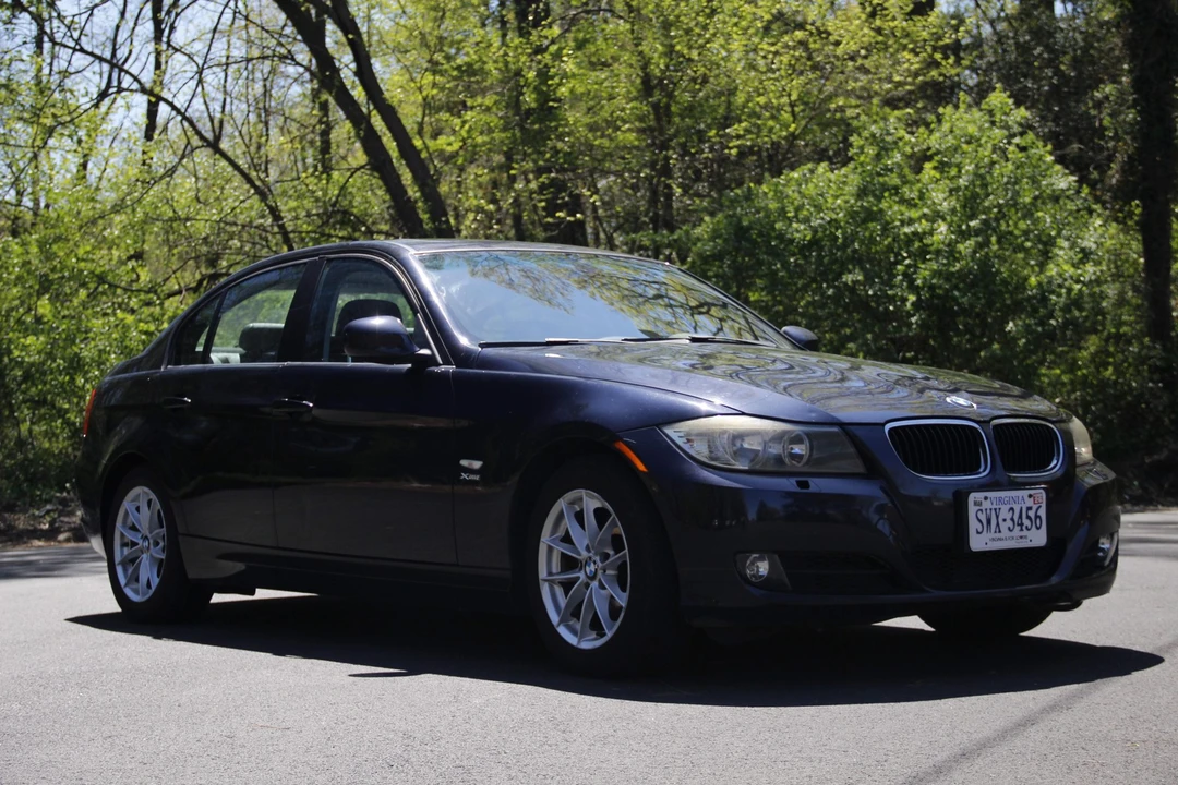 2010 BMW E90 3 Series Sedan - Image 30 of 31