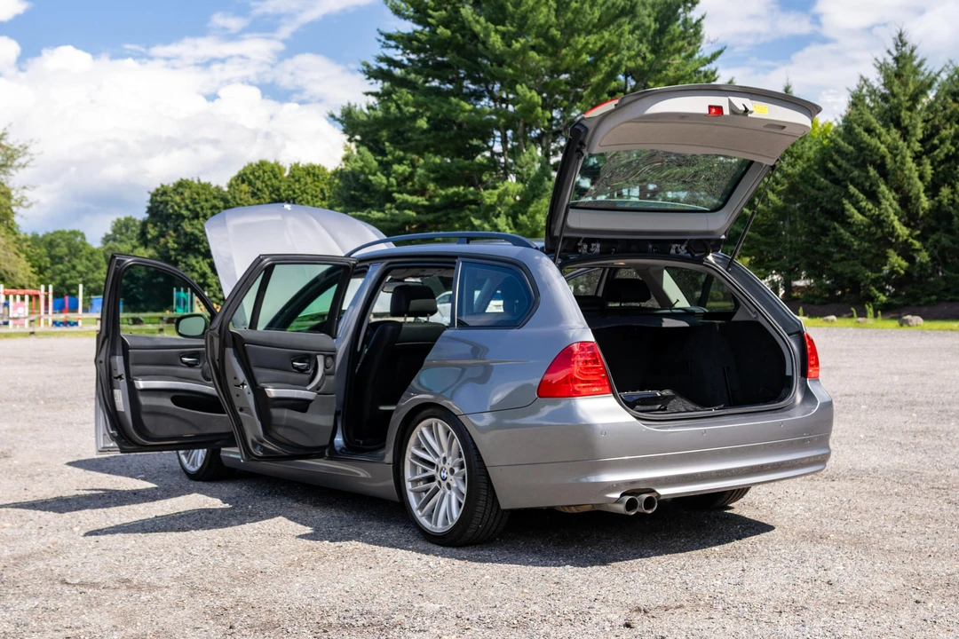 2010 BMW E91 3 Series Touring - Image 13 of 31