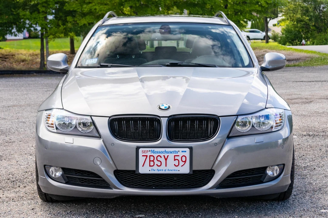 2010 BMW E91 3 Series Touring - Image 2 of 31