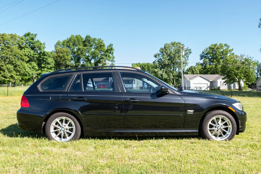 2010 BMW E91 3 Series Touring - Image 3 of 31