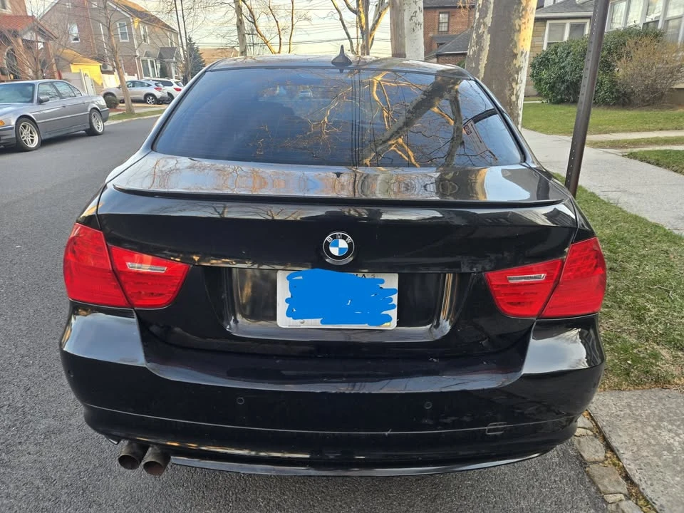2010 BMW E90 3 Series Sedan - Image 6 of 8