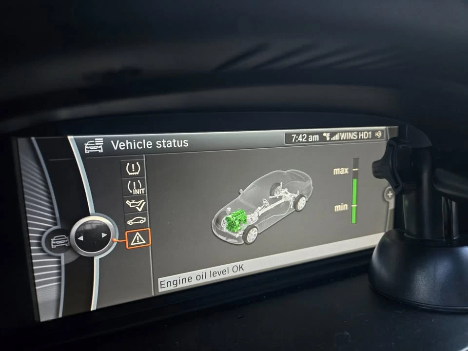 2010 BMW E90 3 Series Sedan - Image 4 of 8