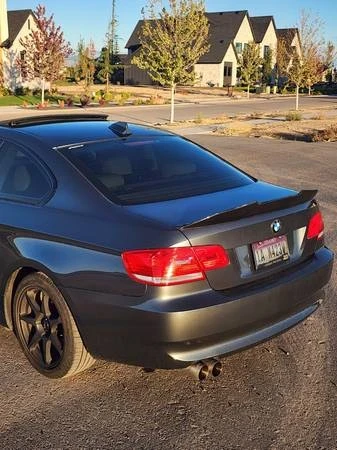 2010 BMW E90 3 Series Sedan - Image 5 of 10