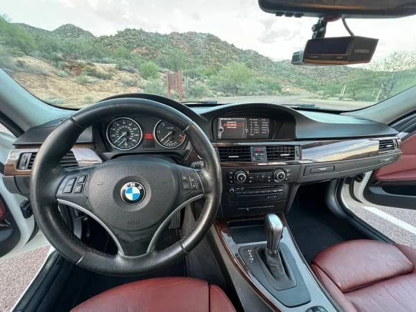 2010 BMW E90 3 Series Sedan - Image 19 of 21