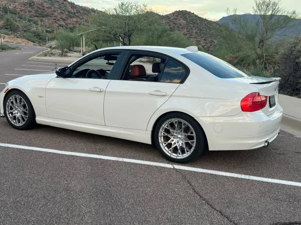 2010 BMW E90 3 Series Sedan - Image 5 of 21