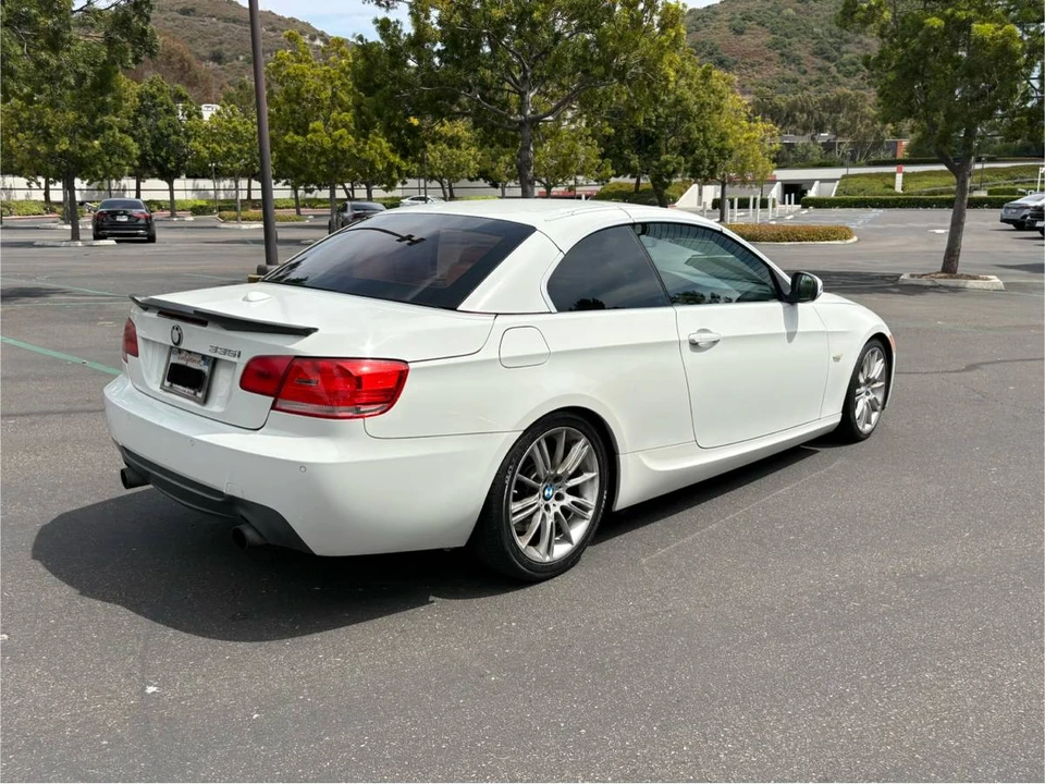 2010 BMW E93 335i Convertible - Image 4 of 20