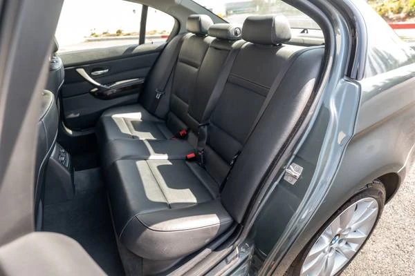 2010 BMW E90 335i Sedan - Image 15 of 21