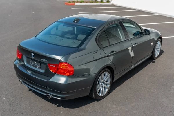 2010 BMW E90 335i Sedan - Image 6 of 21