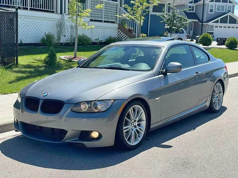 2010 BMW 335xi Coupe
