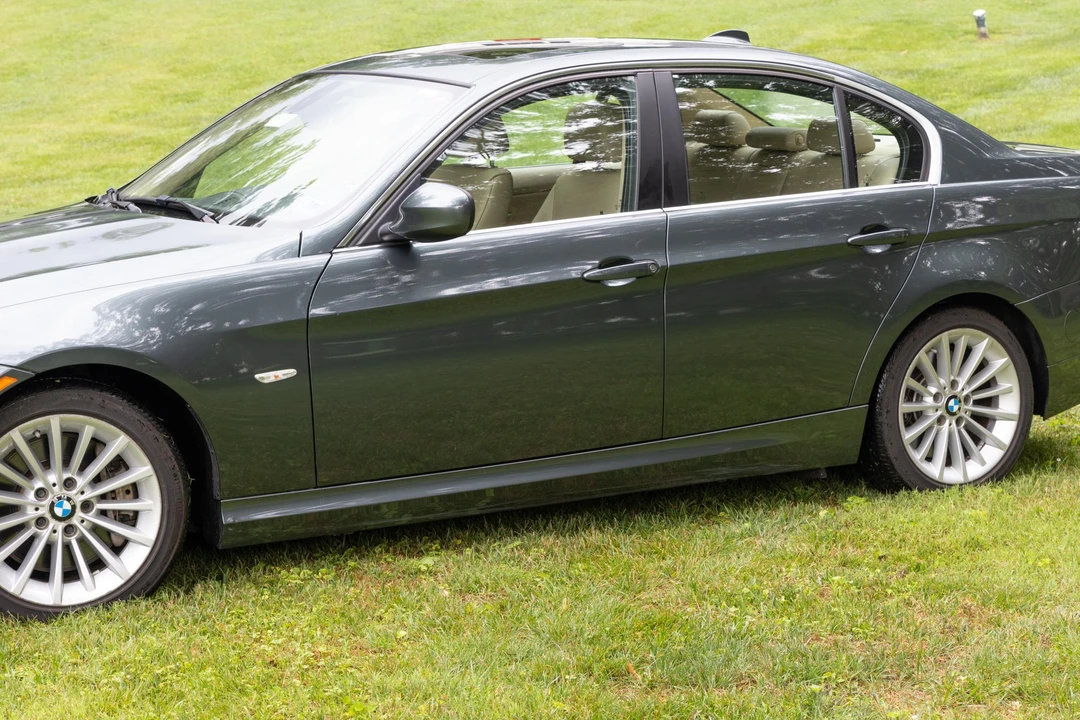 2010 BMW E90 335i Sedan - Image 28 of 31
