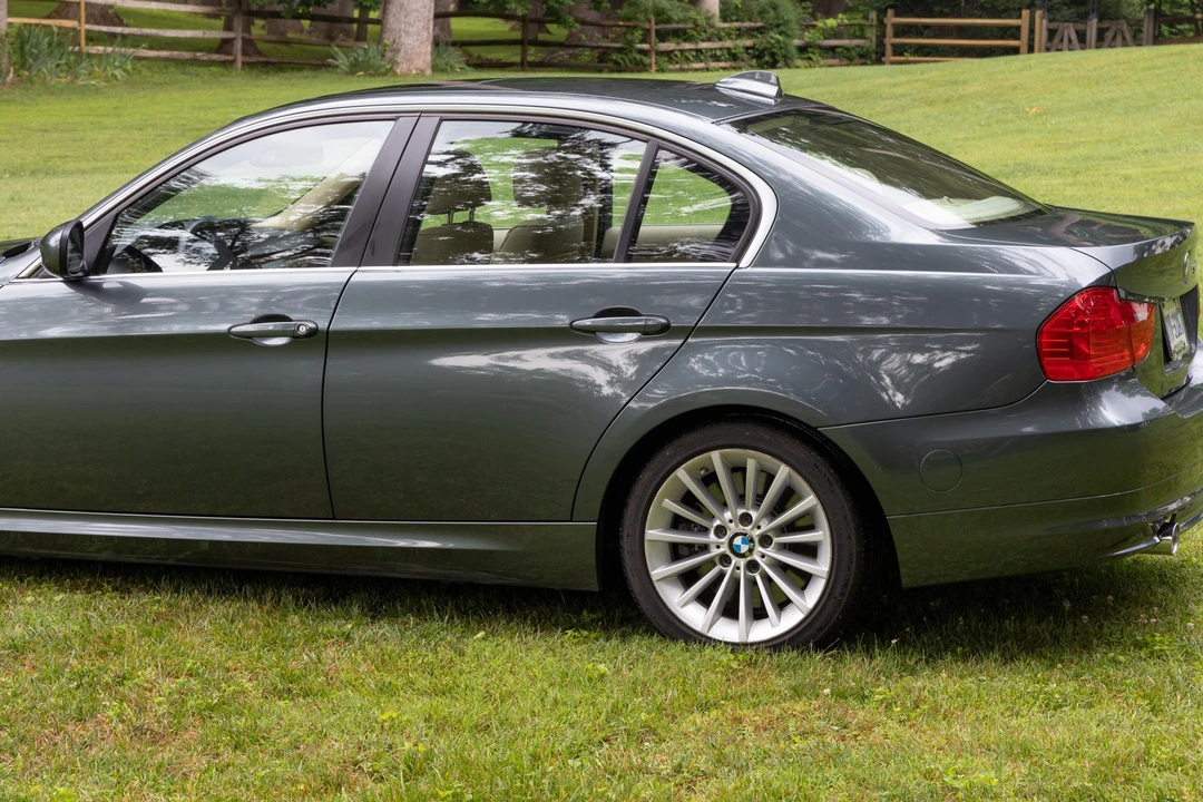 2010 BMW E90 335i Sedan - Image 31 of 31