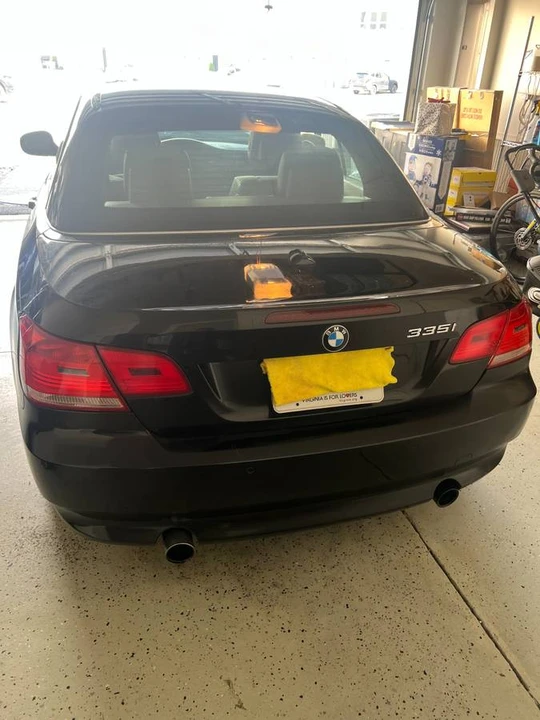 2010 BMW E93 335i Convertible - Image 4 of 6