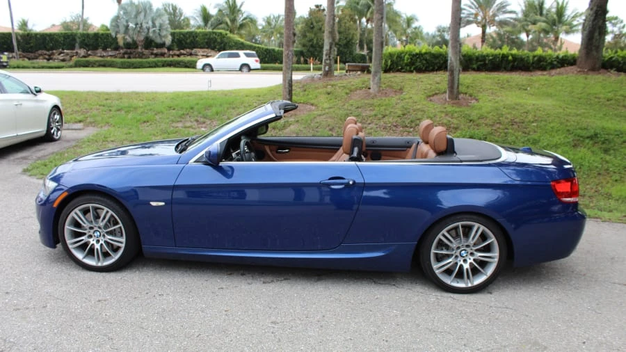 2010 BMW E93 335i Convertible - Image 2 of 28