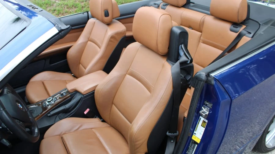 2010 BMW E93 335i Convertible - Image 4 of 28
