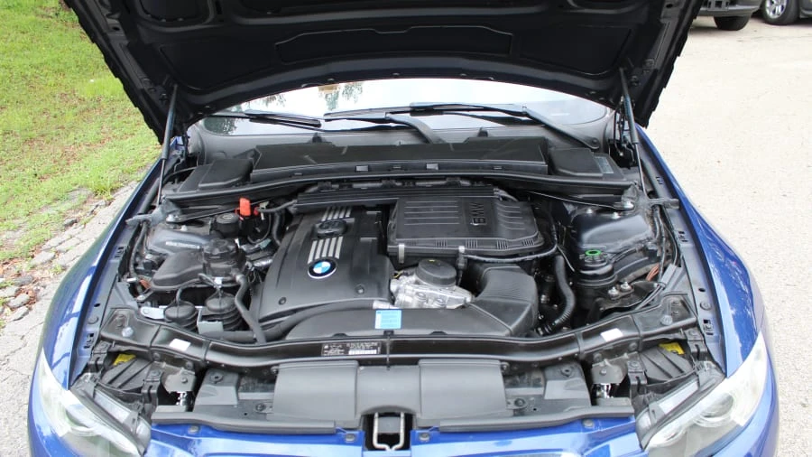 2010 BMW E93 335i Convertible - Image 8 of 28
