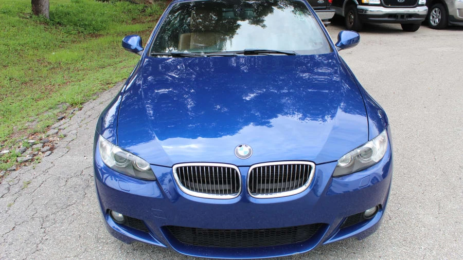 2010 BMW E93 335i Convertible - Image 21 of 28