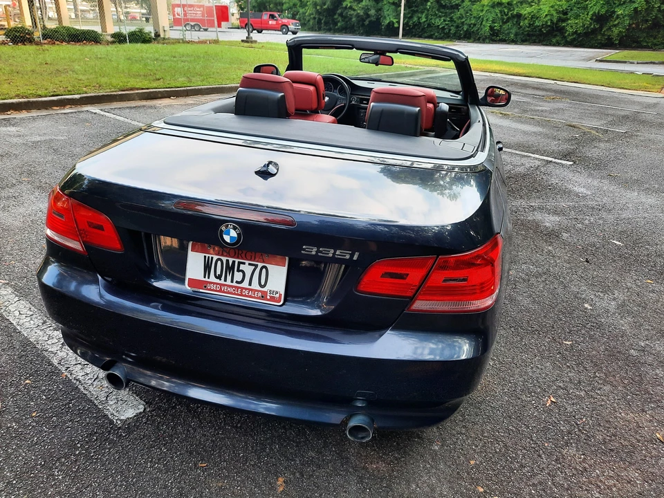 2010 BMW E93 335i Convertible - Image 22 of 31