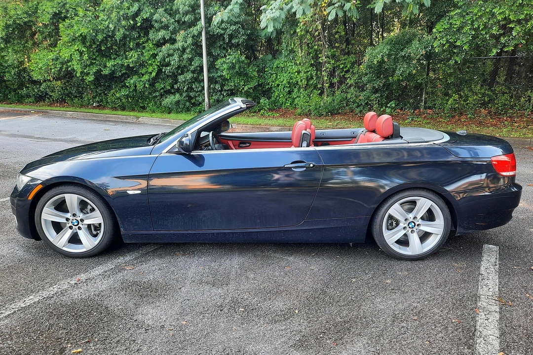2010 BMW E93 335i Convertible - Image 4 of 31